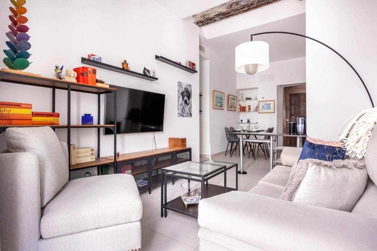 Comfy Away - Apartamento Exclusivo Mercado De Triana Con Balcon Seville Exterior photo